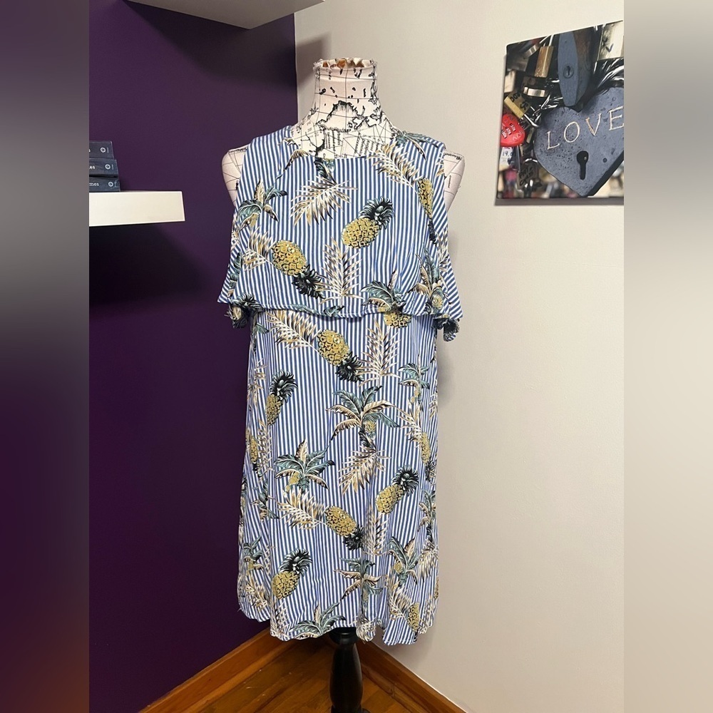 Doe & Rae Pineapple Print Cold Shoulder Dress